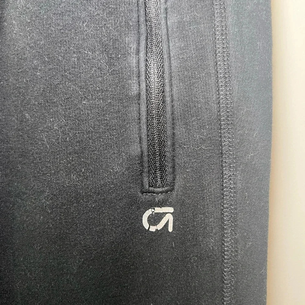 GapFit Kids Tech Jogger - Picture 4 of 10